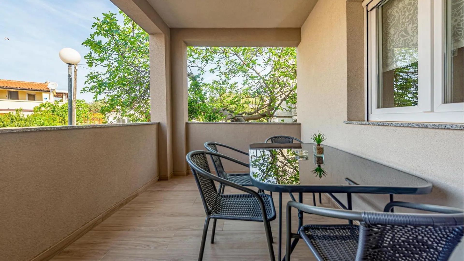 1 Bedroom Amazing Apartment In Vir